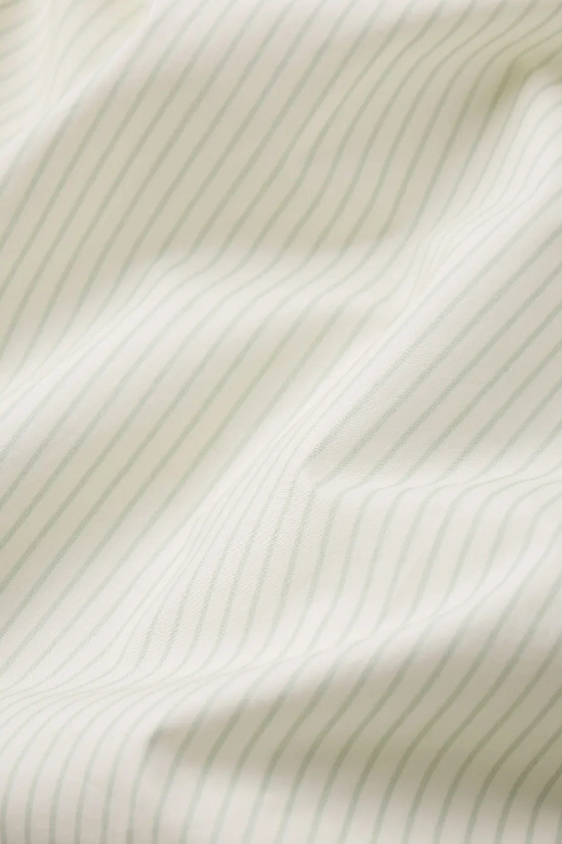 The V-Neck Popover Top - Cream Multi