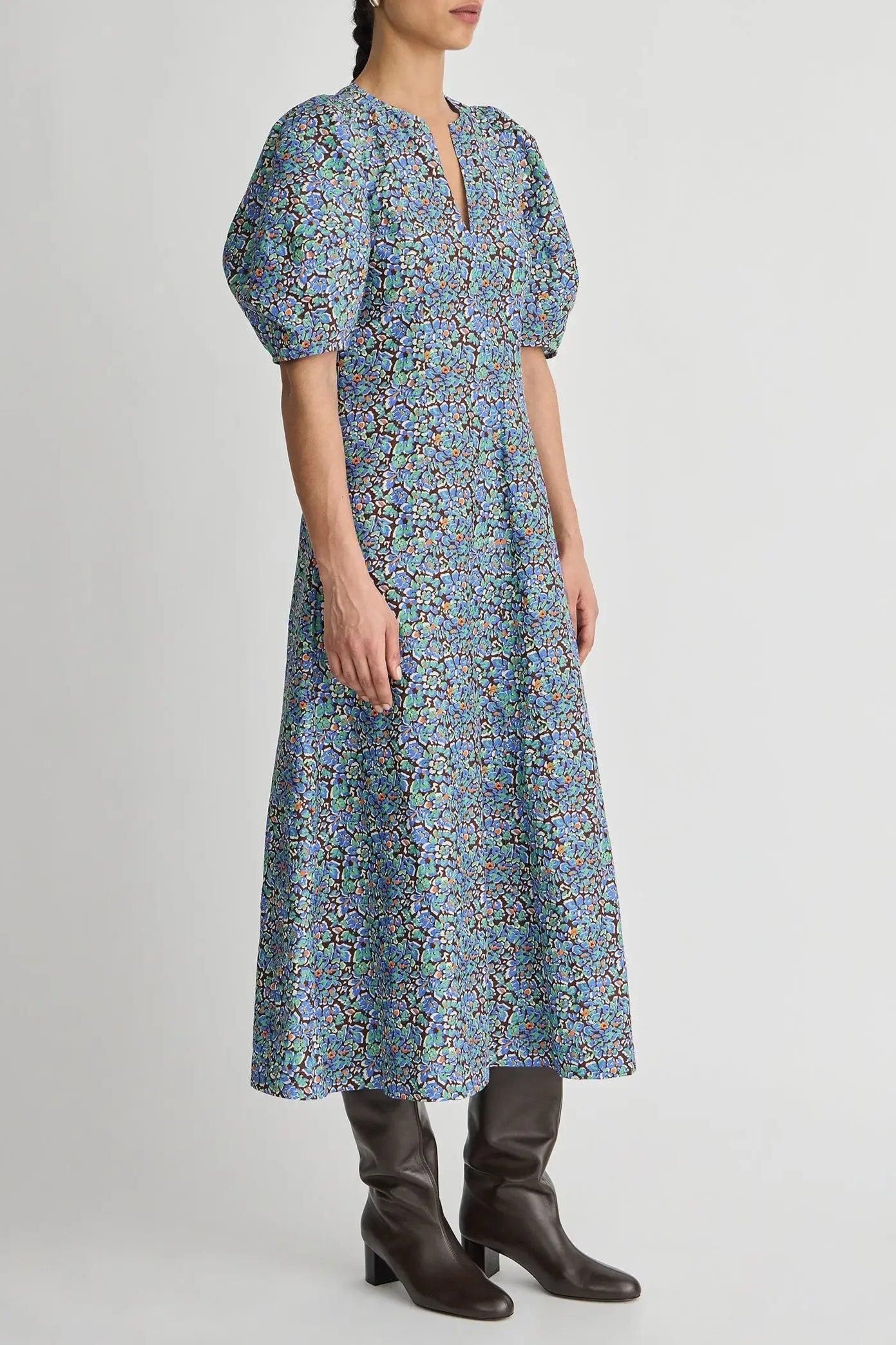 Sculpted Sabina Maxi Dress - Cloud Cottage Floral