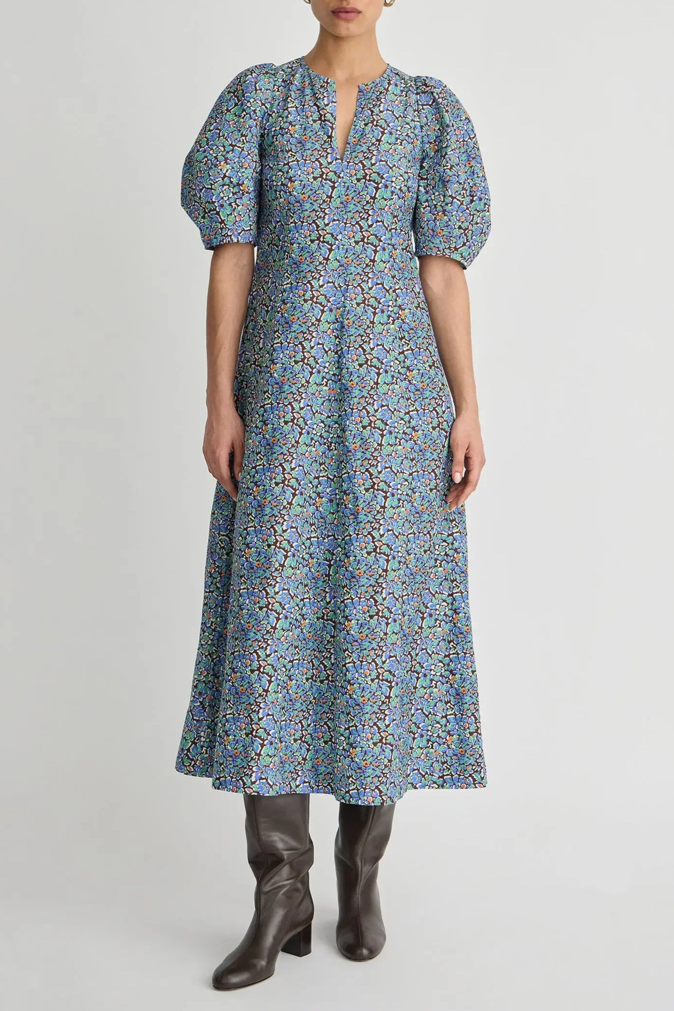 Sculpted Sabina Maxi Dress - Cloud Cottage Floral