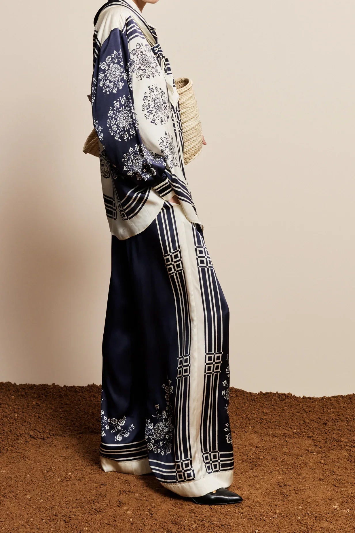 Banderra Silk Pant - Ink
