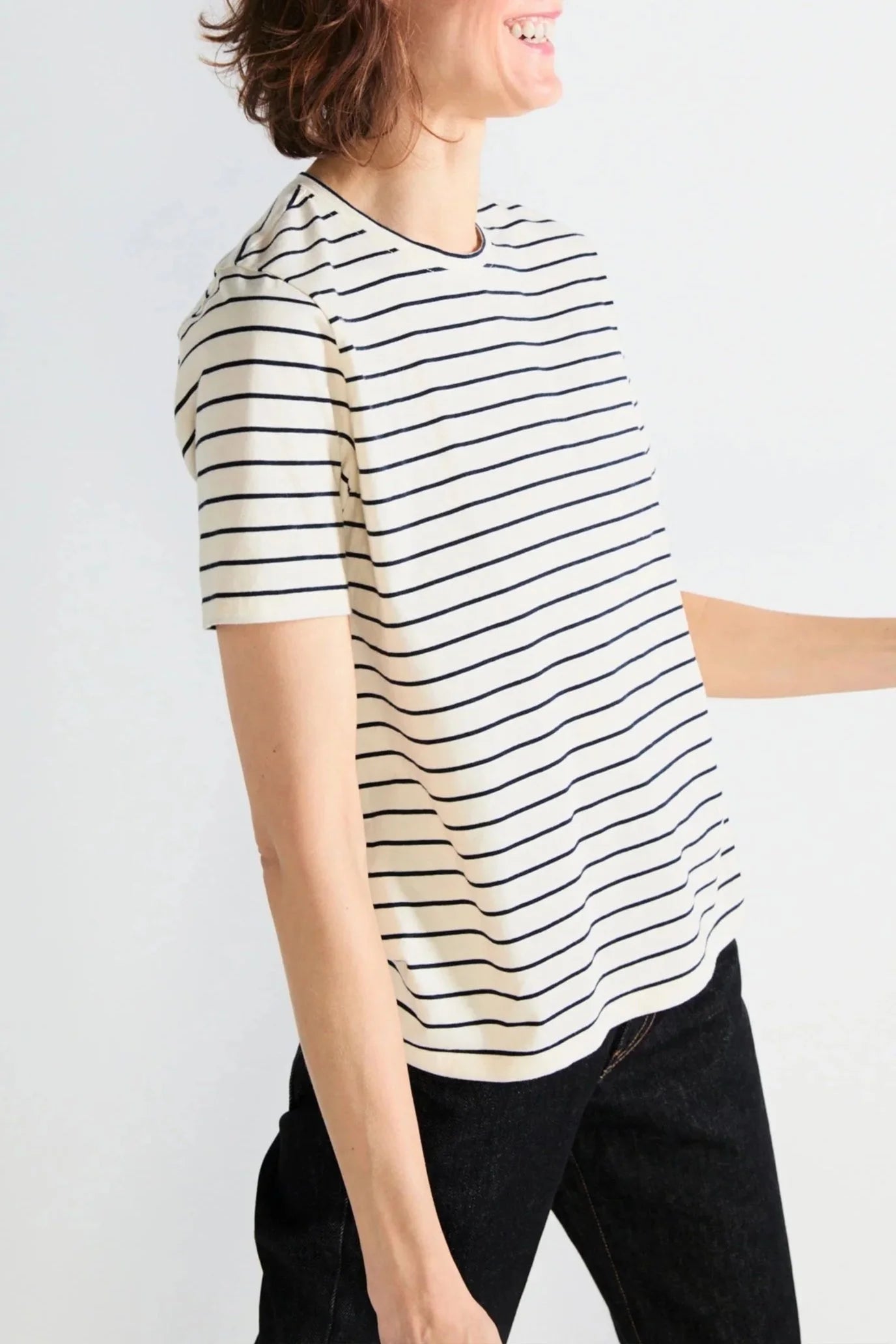 The Modern - Navy/Cream Pinstripe