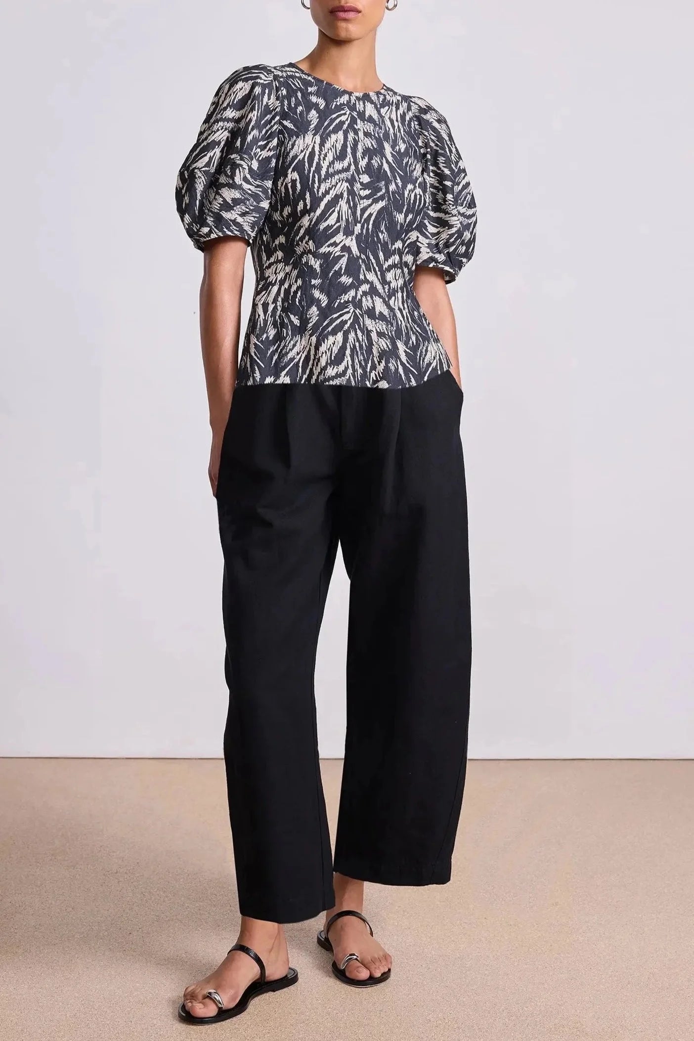 Lino Top - Abstract Animal Midnight